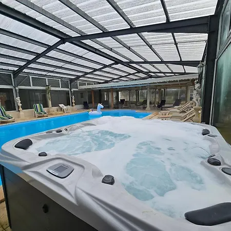 La Maison Coloniale - 15 Personnes - Piscine